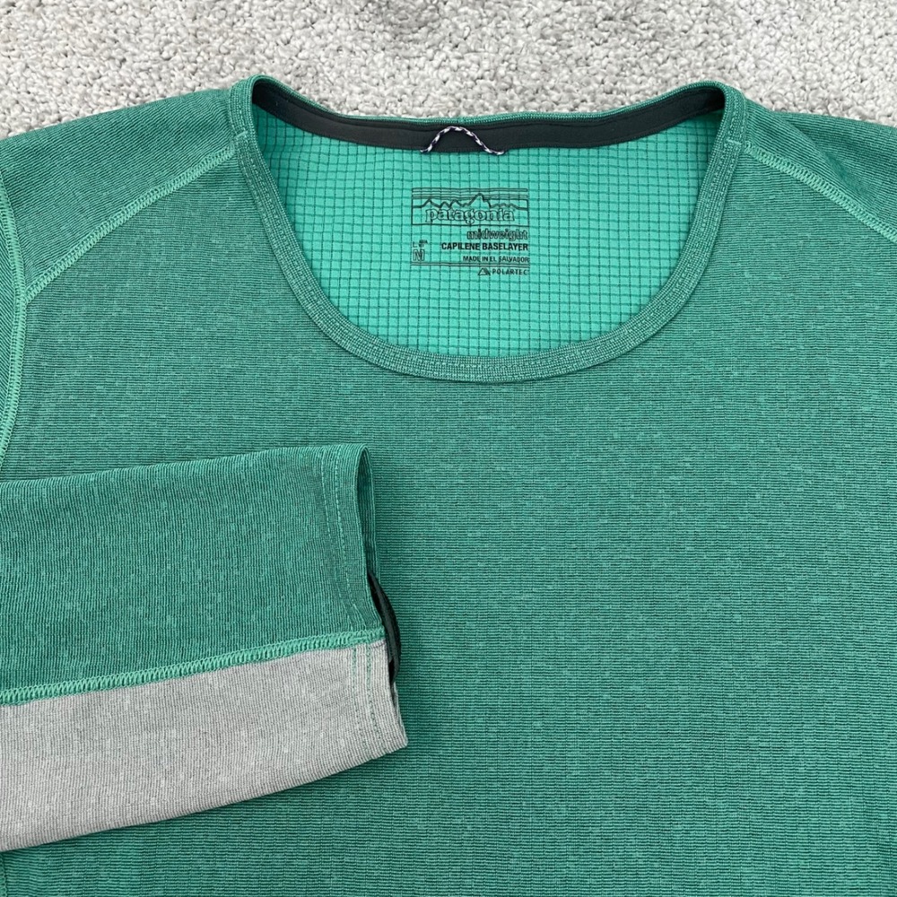 Patagonia Capilene Base Layer Womens Medium Midweight Long Sleeve